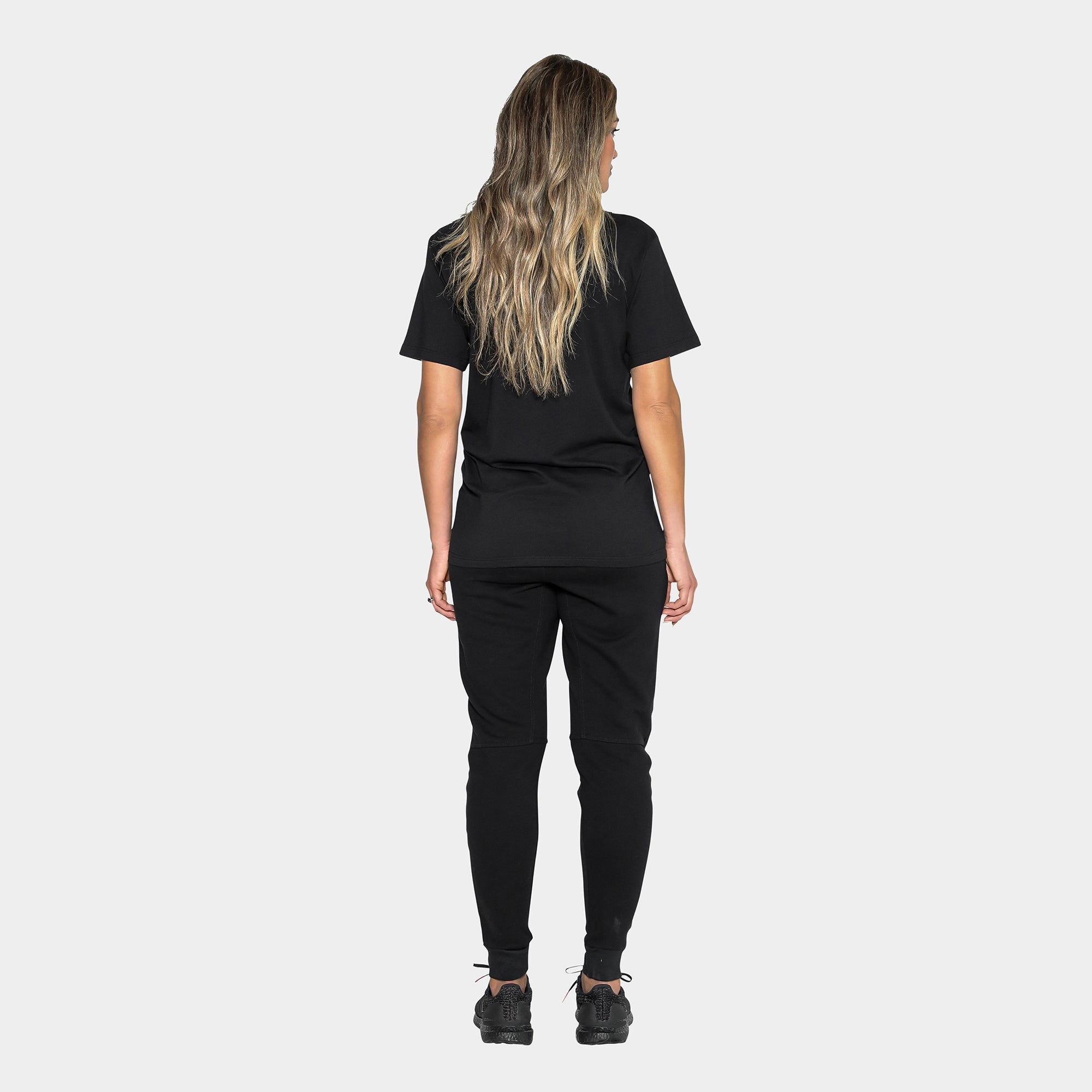 THE TEE - Black -