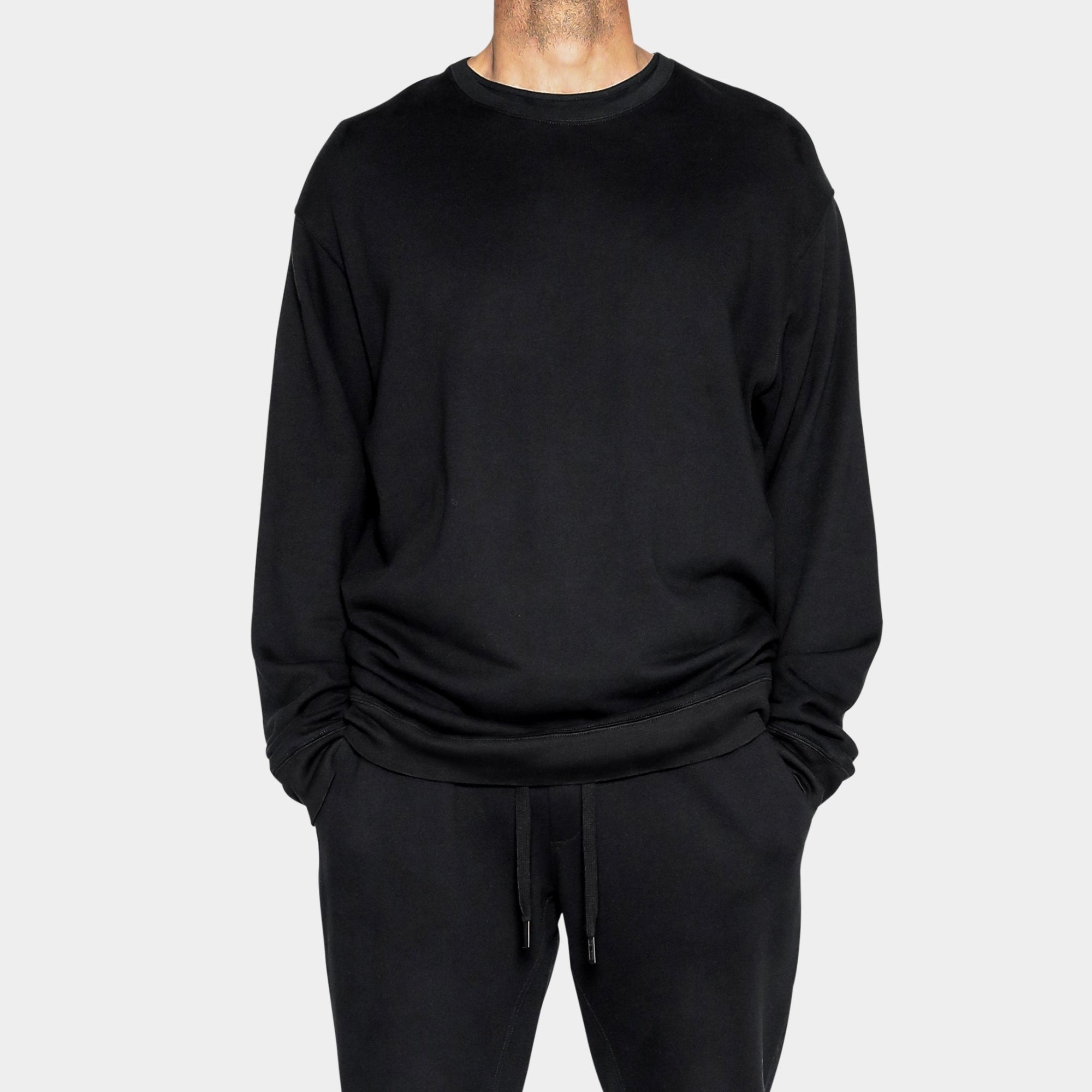 THE SWEATSHIRT - Black